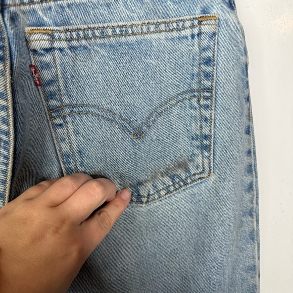 Levi’s Women’s 550 Tapered Leg Jeans Size 9 - Picture 4 of 5